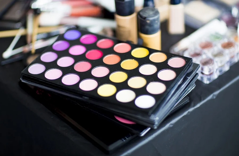 6 Tips for Running a Beauty Store Online