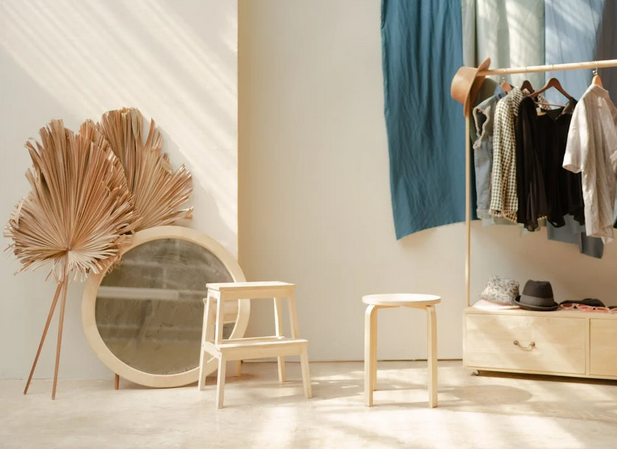 Revamp Your Wardrobe: How to Strategically Approach Your Closet Overhaul